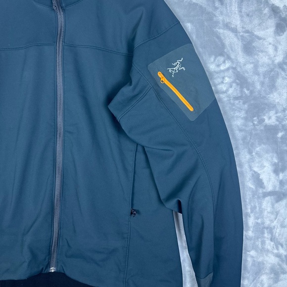 Arcteryx Epsilon AR Soft Shell Jacket Men’s Size Large Blue - Picture 2 of 13